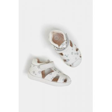 Mayoral sandale din piele pentru copii culoarea argintiu