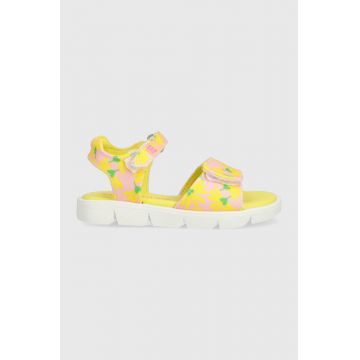 Agatha Ruiz de la Prada sandale copii culoarea roz