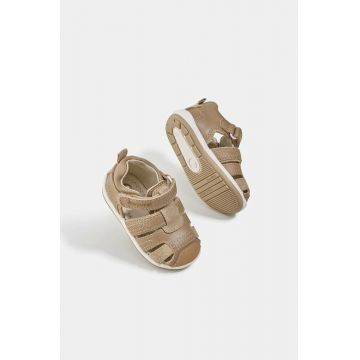 Mayoral sandale din piele pentru copii culoarea maro