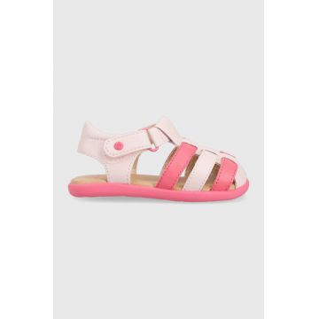UGG sandale copii culoarea roz