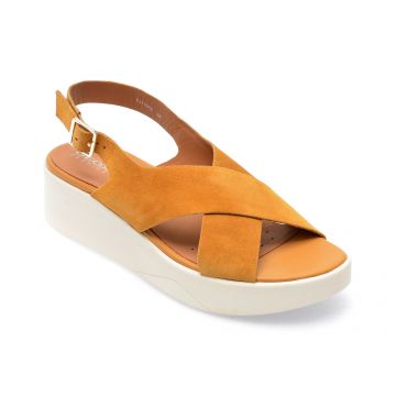 Sandale GEOX galbene, D15MPB, din piele intoarsa