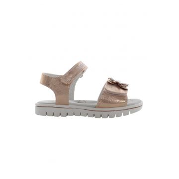 Sandale de piele ecologica cu aspect stralucitor