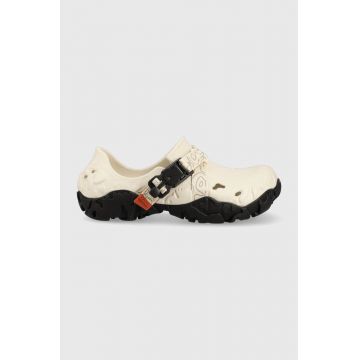 Crocs sandale All Terains Atlas culoarea bej, 208173 208173.16U-16U