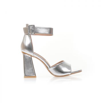 Sandale cu toc Argintii imitație de piele cu design special la toc și baretă la gleznă