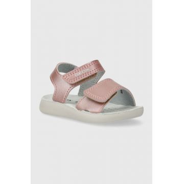 Geox sandale copii SANDAL LIGHTFLOPPY culoarea roz