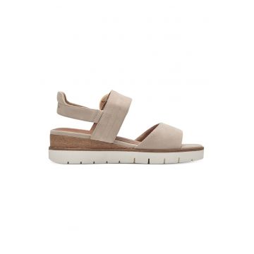 Sandale din piele intoarsa cu talpa wedge