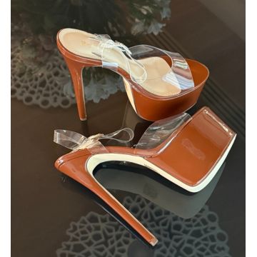 Sandale cu toc Kimiko Maro