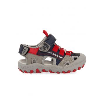 Sandale cu aspect contrastante BERILO 27697 - Rosu/Grej