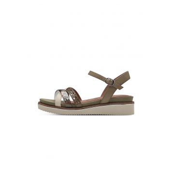 Sandale cu talpa wedge si detalii de piele