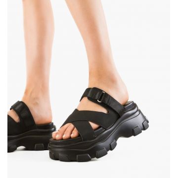 Saboti dama Lavian Negri