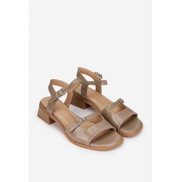 Sandale dama  din piele lacuita taupe