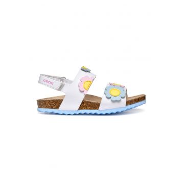 Sandale cu velcro si imprimeu floral