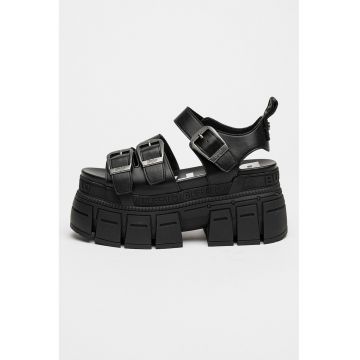 Sandale demi-wedge de piele ecologica cu o catarama