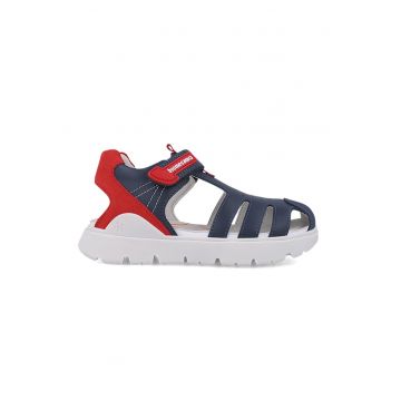 Sandale din piele cu detaliu perforat