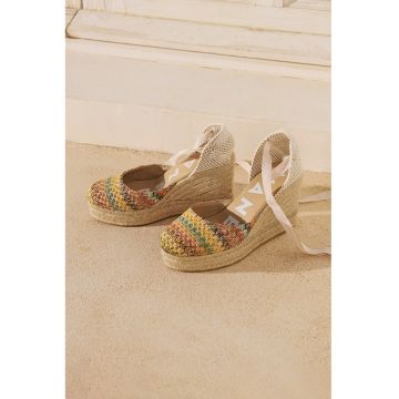 Sandale-espadrile wedge cu bareta infasurabila