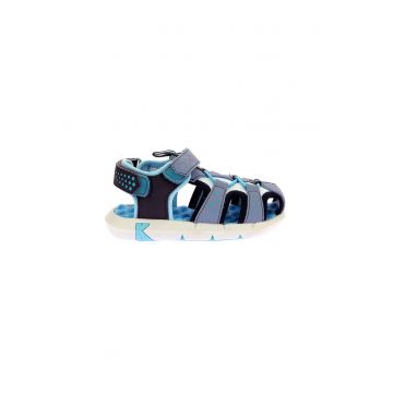 Sandale uni cu velcro si talpa plata