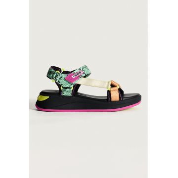 Sandale wedge cu garnituri din piele ecologica