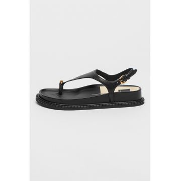 Sandale wedge de piele cu bareta de deget Stefan