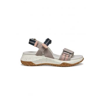 Sandale cu insertii de piele intoarsa