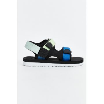 Sandale cu velcro