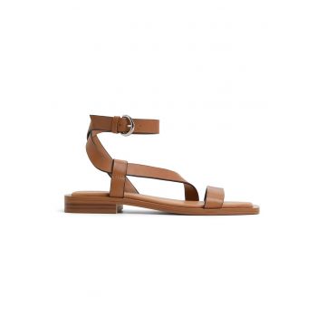 Sandale de piele cu talpa plata Gurugar