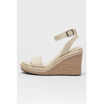 Sandale din piele cu talpa wedge si catarama