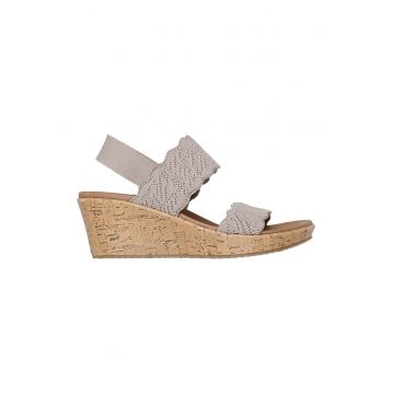 Sandale wedge cu detaliu brodat