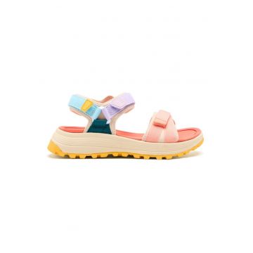 Sandale cu inchidere velcro si aspect contrastant Montville - Coral
