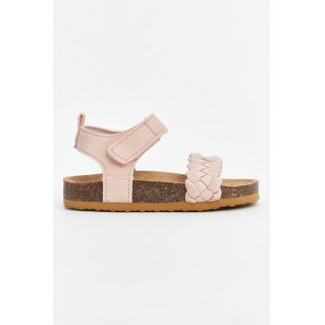 Sandale cu velcro si bareta impletita