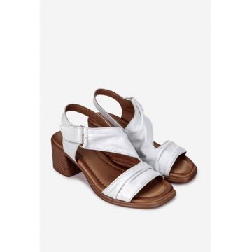 Sandale dama  din piele alba cu inchidere velcro
