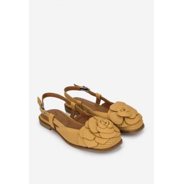 Sandale dama  galbene din piele naturala cu ornament