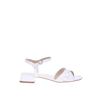 Sandale de piele cu barete incrucisate