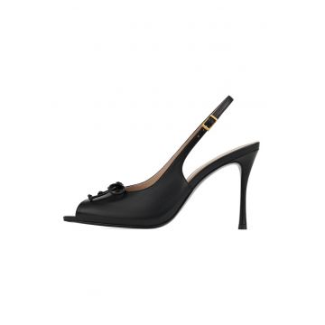 Sandale de piele cu varf decupat