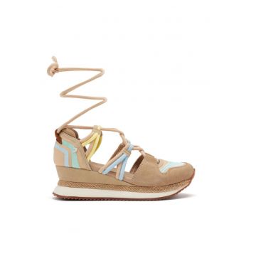 Sandale din piele intoarsa cu talpa demi-wedge si insertii din material textil - Bej