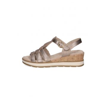 Sandale wedge de piele cu o catarama