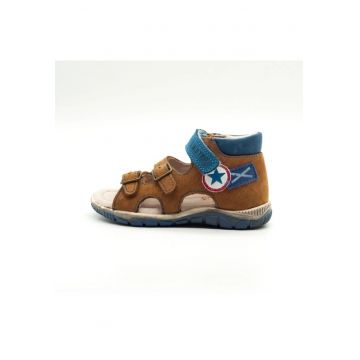 Sandale Baieti -  Inchise la Spate - cu Talpa Flexibila - K330-19 - Maro -