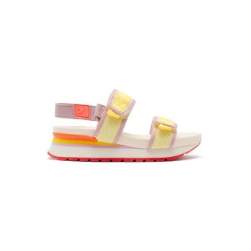 Sandale cu inchidere velcro si insertii din piele intoarsa - Multicolor