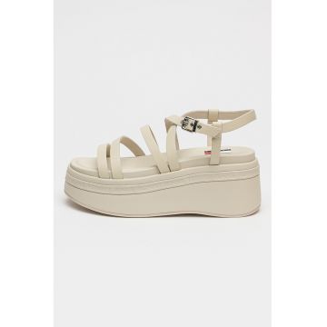 Sandale din piele cu talpa wedge