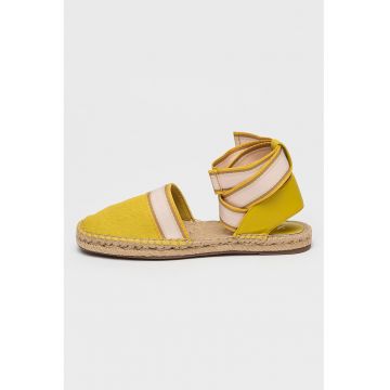 Espadrile cu bareta pe glezna