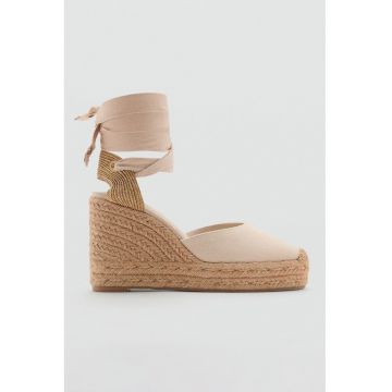 Espadrile wedge cu prindere cu snururi Espadrile wedge cu prindere cu snururi