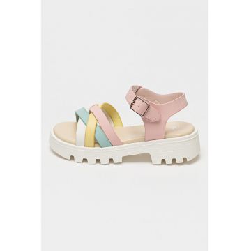 Sandale cu catarama si model colorblock