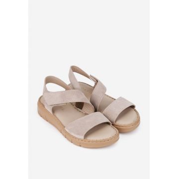 Sandale dama bej din piele intoarsa cu inchidere velcro