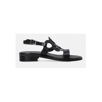 Sandale de piele cu bareta separatoare si decupaje A024LEBLOBS062