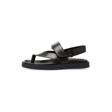 Sandale de piele cu talpa joasa - bareta separatoare si velcro