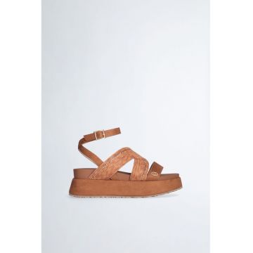Sandale wedge cu insertie de rafie