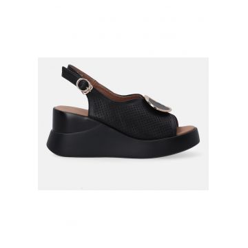 Sandale wedge cu perforatii