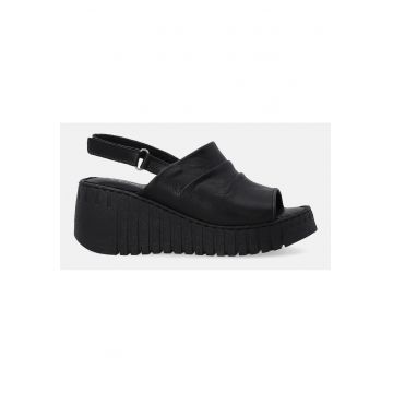Sandale wedge din piele naturala cu velcro