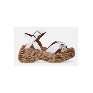 SANDALE  ALBE CU PLATFORMA SI MODEL GEOMETRIC MARIMEA