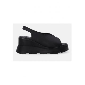 Sandale din piele cu talpa wedge fara inchidere