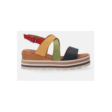Sandale flatform din piele cu catarama